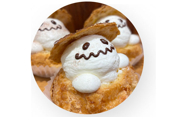 モコモコおばけシュークリーム